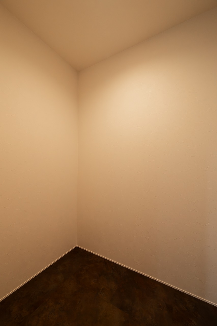 L字型の中庭のある平屋15