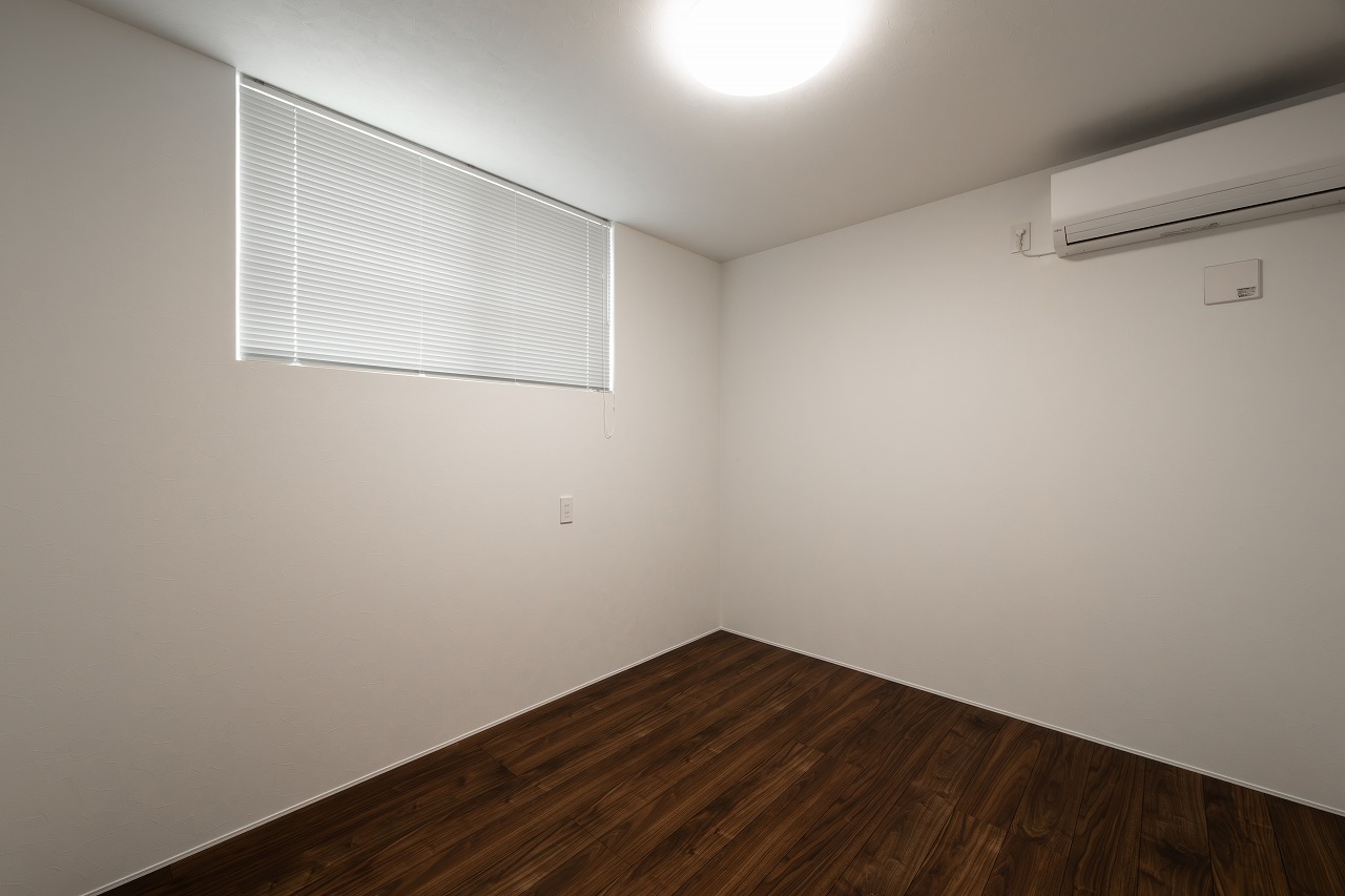 L字型の中庭のある平屋3